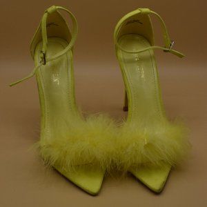 Cape Robbin Yellow Fur Pump